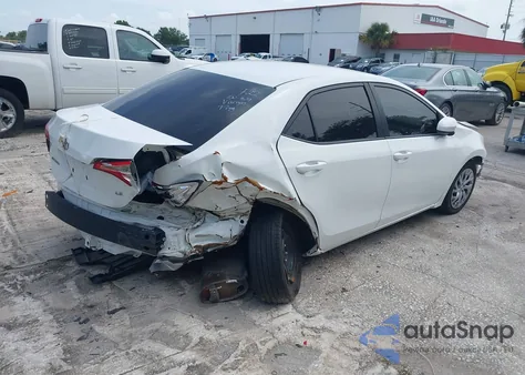 2018 Toyota Corolla Le z USA, uszkodzony, nr VIN 5YFBURHEXJP804489
